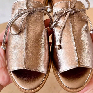 Lilliana – Sandales en cuir à brides